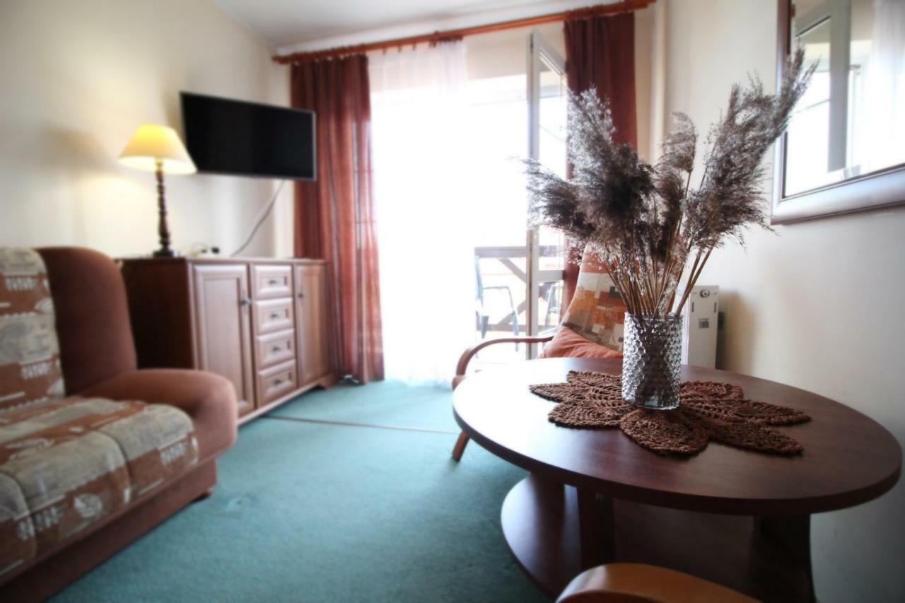 Michalek W Rowach Bed and Breakfast Rowy  Eksteriør billede